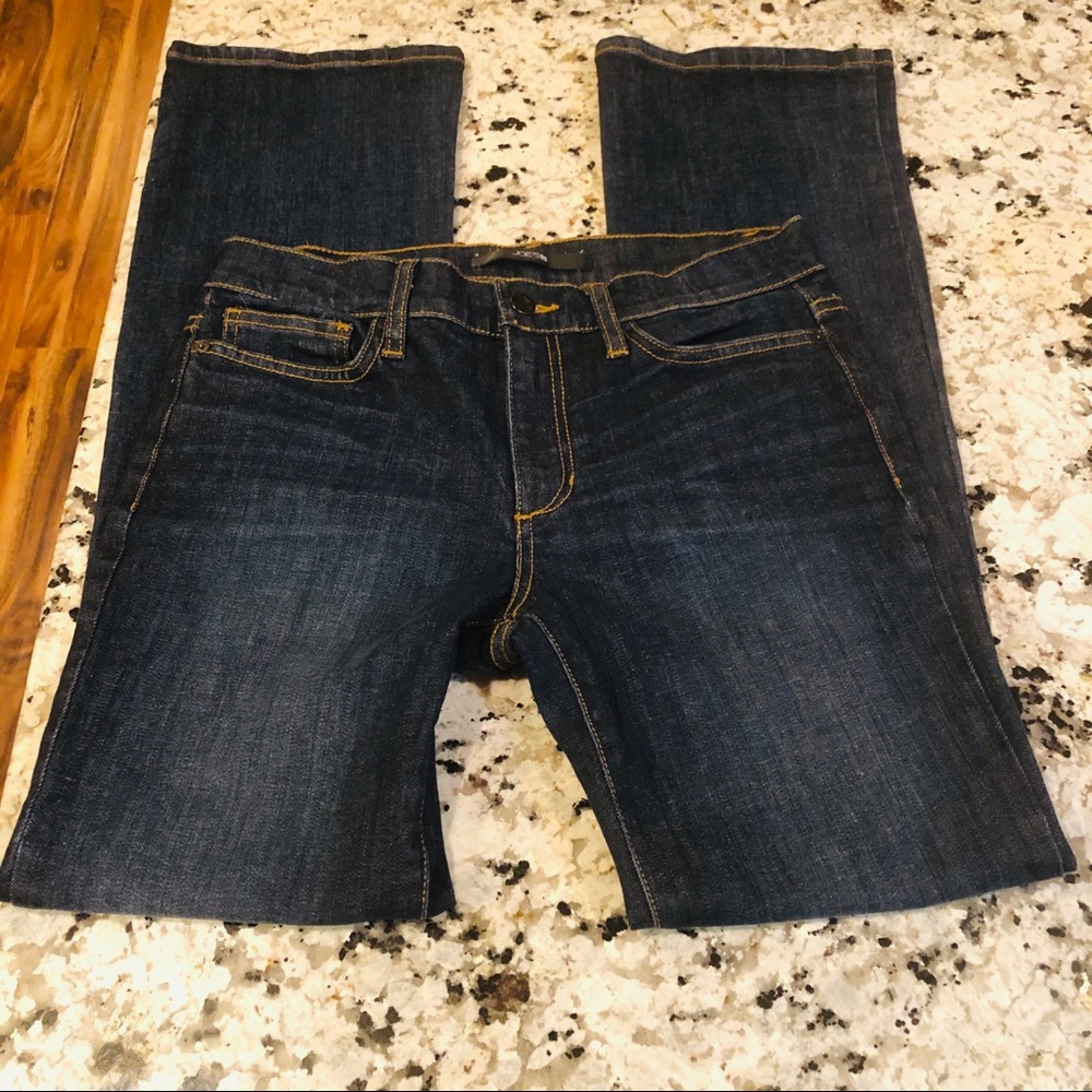 Joe’s Jeans Provacateur dark wash jeans 26